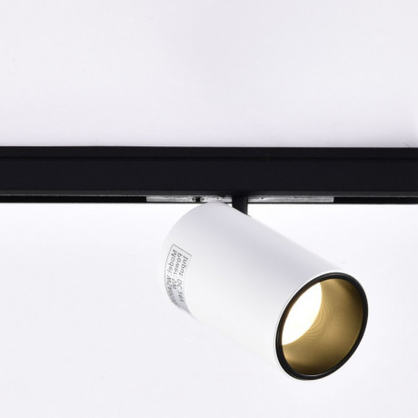 Светильник на шине WERTMARK WTL.O10.007.40.03