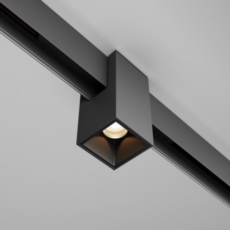 Светильник на шине Maytoni Technical TR121-2-7W3K-B