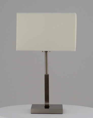 Настольная лампа Moderli V11138-1T