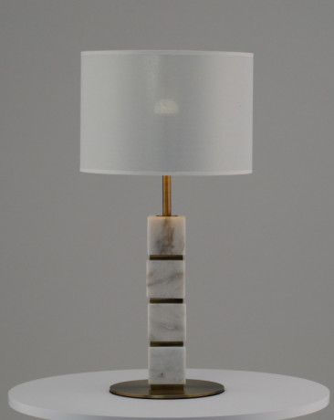 Настольная лампа Moderli V11145-1T