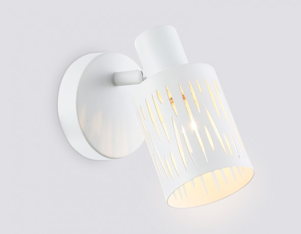 Спот Ambrella Light TR8663