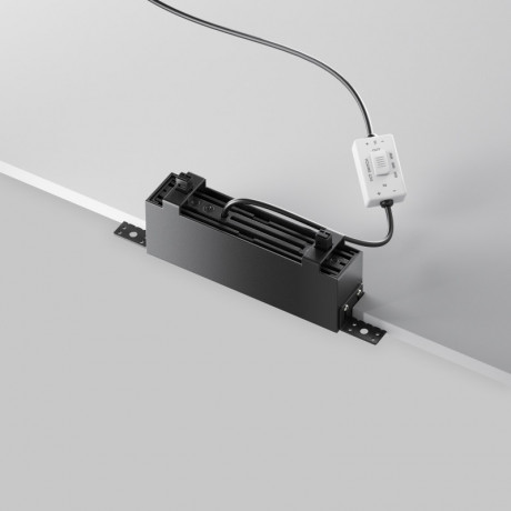 Линейный светильник Maytoni Technical DL065-12W3-6K-TRS-B