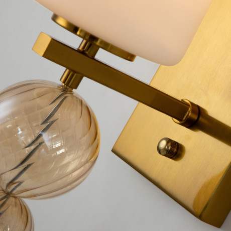 Бра Favourite 2998-1W