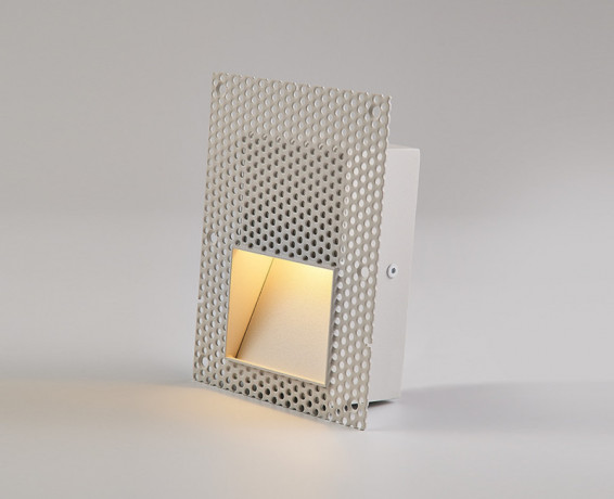 Подсветка ступеней лестницы ITALLINE DL 3035 white