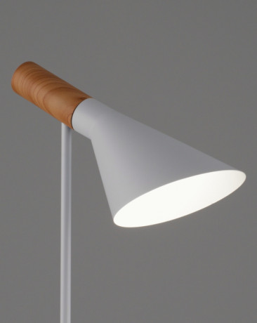 Торшер Moderli V11336-1F