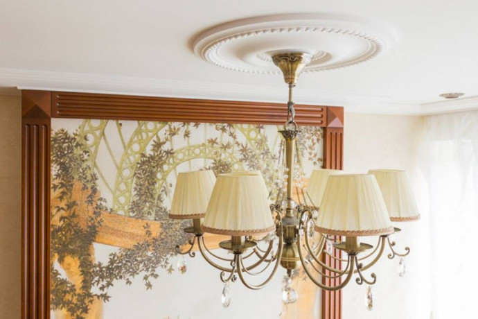 Подвесная люстра Maytoni RC093-PL-06-R